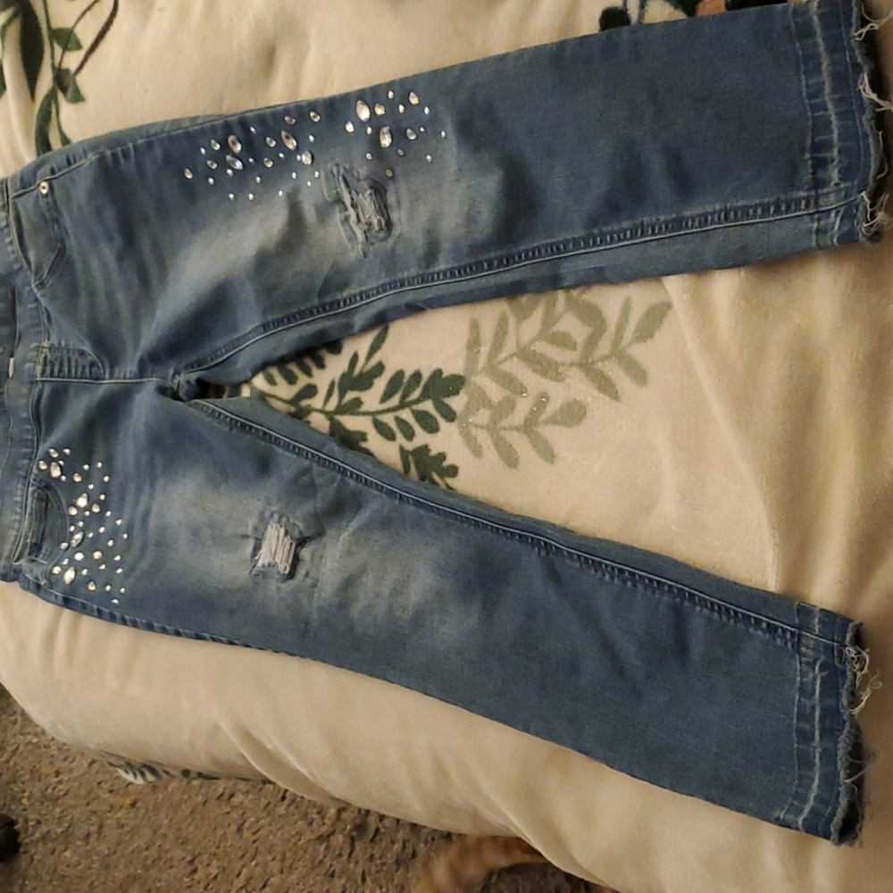 Mid RISE JEAN